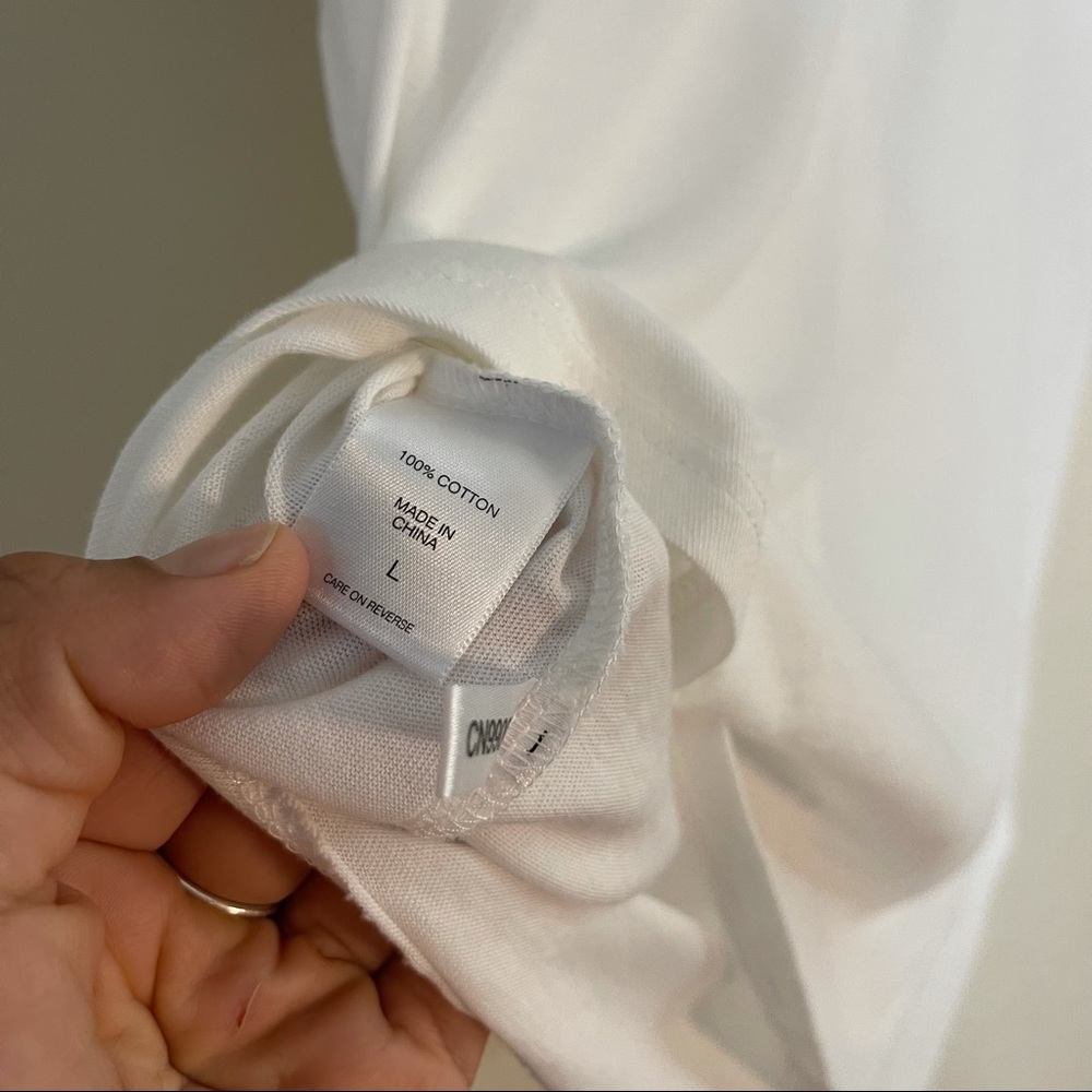 Scoop neck White T-shirt with Design - Picture 6 of 11